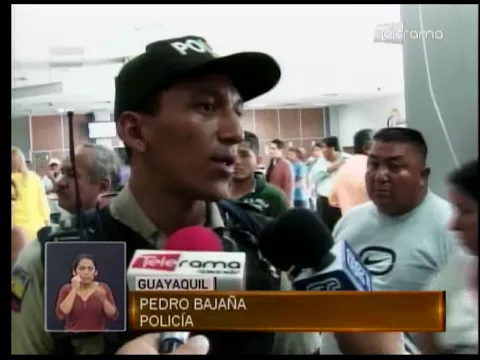 Capturan a 2 presuntos estafadores vestidos con uniformes del CNEL