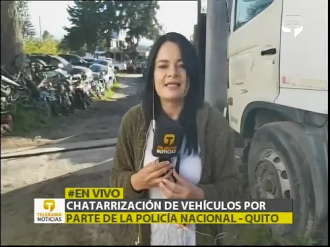 Chatarrización de vehículos por parte de la policía nacional - Quito