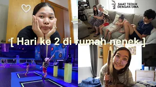Bangun, makan. Nenek bawa anak-anak bermain