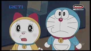 melarikan diri dari kue natal raksasa doraemon indonesia