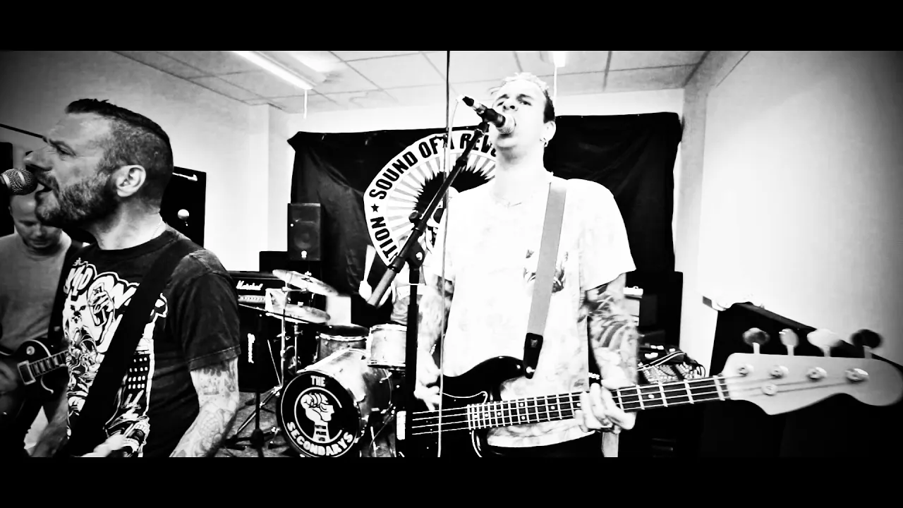 Sound of a revolution - City streets (Official Video) Sound of a revolution - City streets (Official Video)