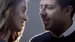 الناس في عيني حاجه وانت حاجه تانيه  الناس في عيني حاجه وانت حاجه تانيه