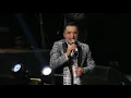 La Arrolladora Banda El Limón De René Camacho - La Otra Cara De La Moneda (En Directo)