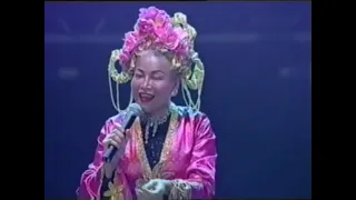 Download Anita Sarawak Ayam Den Lapeh/Korina Live In Concert 2002. MP3