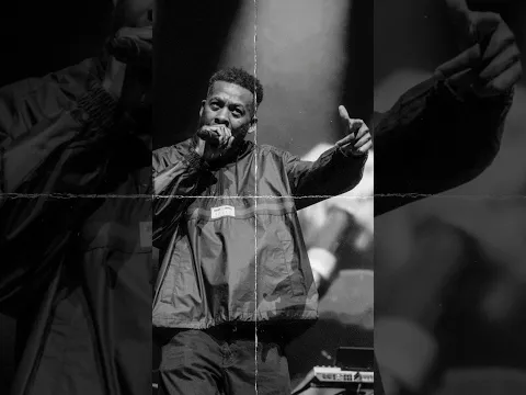 Showing some love to the Genius on his born day 👐