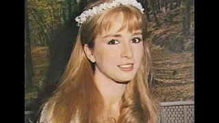 البوم صور مع موسيقى للفنانه الجميله نجلاء فتحى عروس السينما  البوم صور مع موسيقى للفنانه الجميله نجلاء فتحى عروس السينما