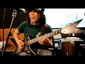 Download Lagu Kagoknya EDANE main live di ruangan terpisah