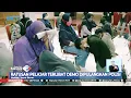 Download Lagu Diamankan Polisi, Ratusan Pelajar Terlibat Demo Menangis di Pangkuan Orang Tua - SIS 10/10