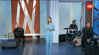 كارمن سليمان تبدع بغناء جديدها  يا جمالك لأول مرة لايف   دندنها