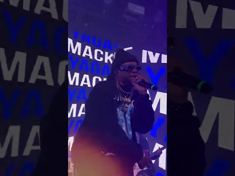 Una noche en Medellín @YagaMackie