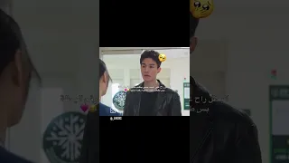 عشت و شفت لي دونغ ووك عم يمثل بدور بشري 