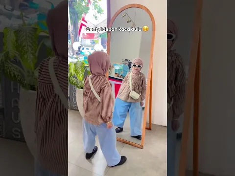 Shaqueena Jalan-Jalan Ke Cafe naik Motor kesayangan #shaqueenaaara #shorts #shortvideo #viral