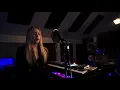 SECRETS - REGARD, RAYE (ISABELLE STERN)