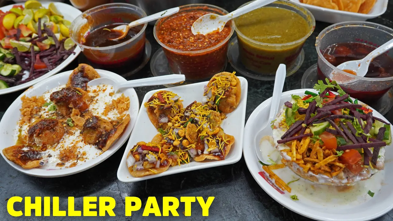 Pakistani Indian Street Food   Famous Manpasand Food Valley ki Chiller Party aur Katori Chatori