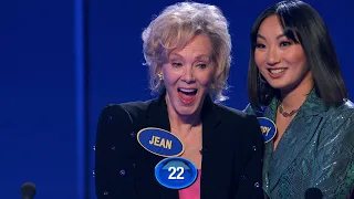 Hacks Stars Jean Smart and Christopher McDonald Play Fast Money - Celebrity Family Feud