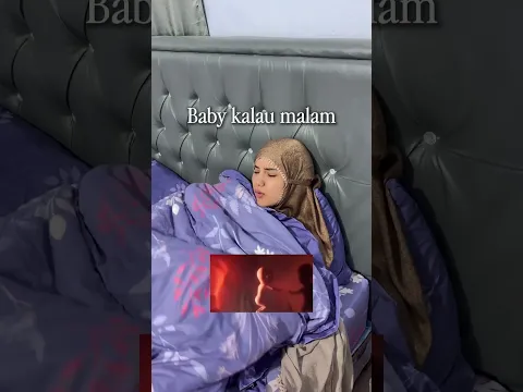 siapa yang kayak gini juga bund? 😂bayi kalau siang anteng banget, kalau malam gedebag gedebug😂😂