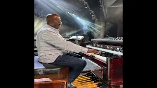 sipho makhabane akukhalwa instrumental