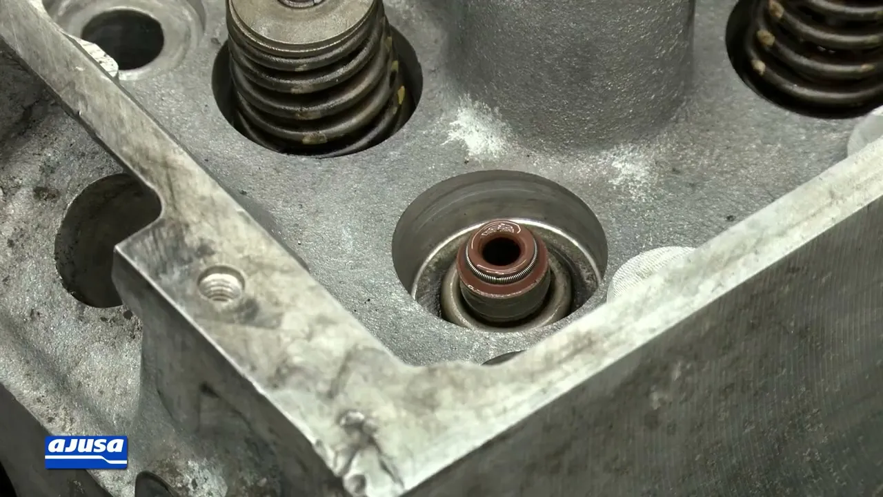 MERCEDES 320 CDI Valve stem seal - RETENES DE VALVULA