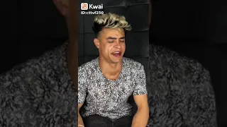 كلمة بحبك اصعب كلمة علي لساني حالأت حب 