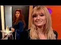 Video di Sophie Turner Helped Joe Jonas Dress Up As Sansa Stark | The Graham Norton Show