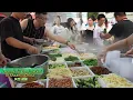 Download Lagu 陝西咸陽大集市，大型美食搶購現場，巔峰級熱鬧；三國滷菜美味絕倫，奇特的芙蓉餅鮮香無比，酸甜的鍋包肉锅锅售罄，胖太的怪味豆腐做不及；養生豆沙粥三小時賣出十八桶，爆肚面紅薯粉，麻辣小龍蝦，黃桂柿子餅，真香