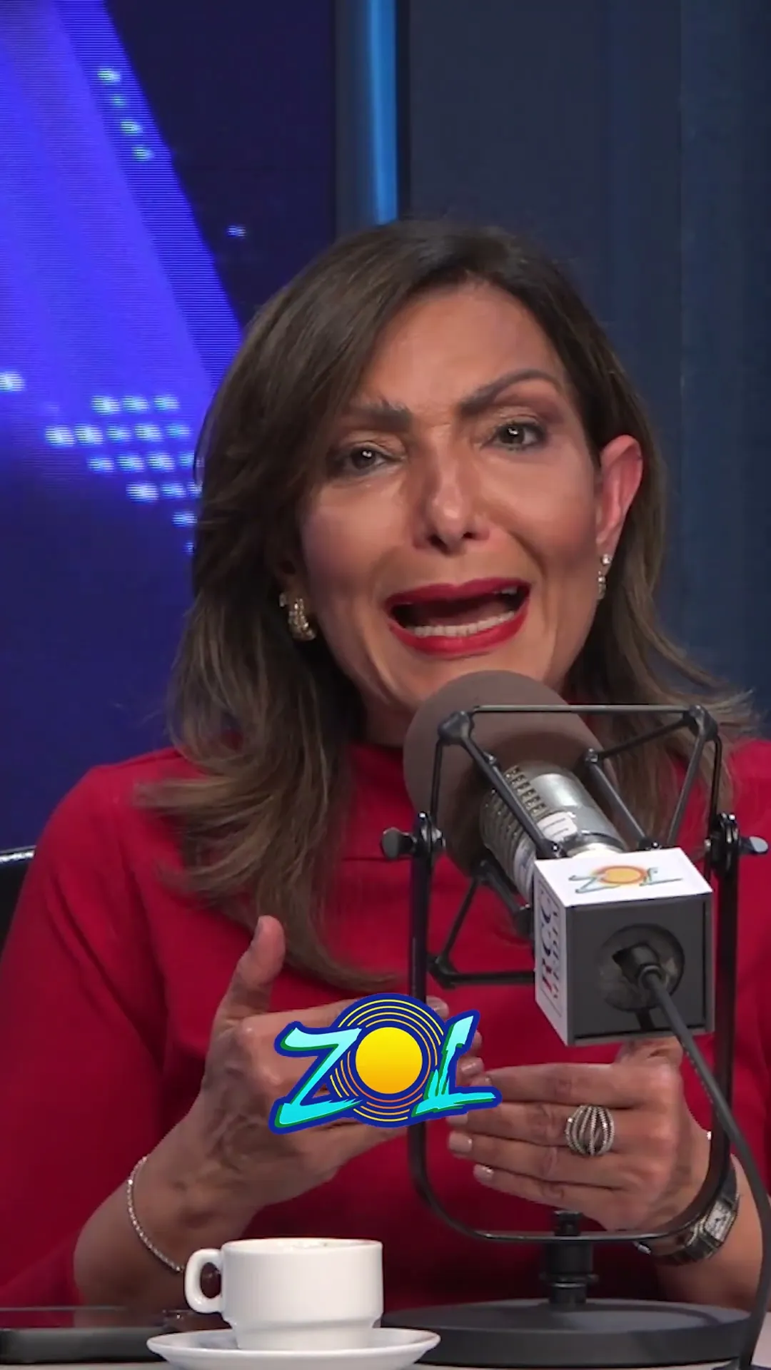 EL PUEBLO NO ES ESTUPIDO