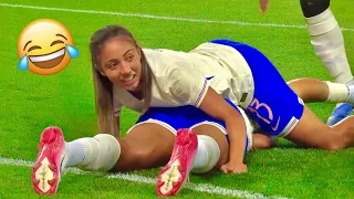 12 minutes of funny moments in womens football