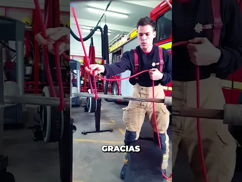 Video Thumbnail: ¿Cómo hacer un nudo en segundos?
