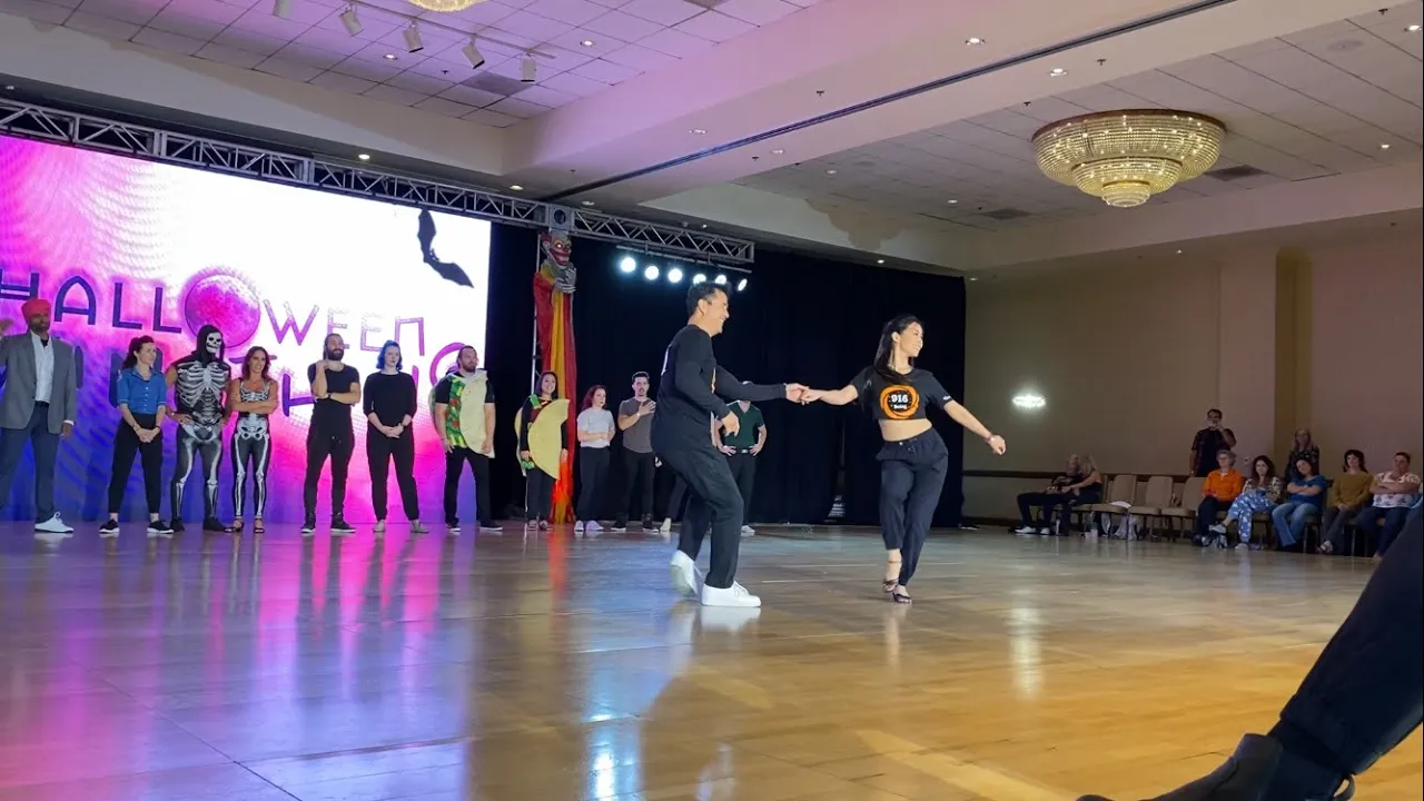 Advanced Strictly Finals, Halloween Swing Thing 2022 - Johnny & Helen