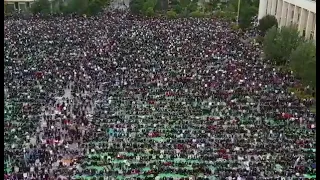 المسلمون في ألبانيا صلاة العيد 