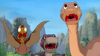 Desastre na Festa dos Dinossauros!! | Em Busca do Vale Encantado Em Português