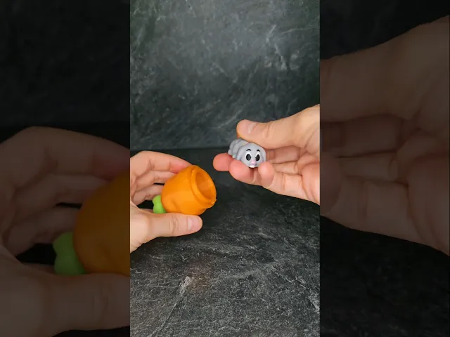 Little Baby Bunny incl. Carrot Box / Articulated Flexi Fidget Toy video thumbnail