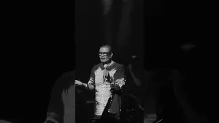 ردي عليك مبقاش هيفيدك راجع عمرو دياب Shorts 