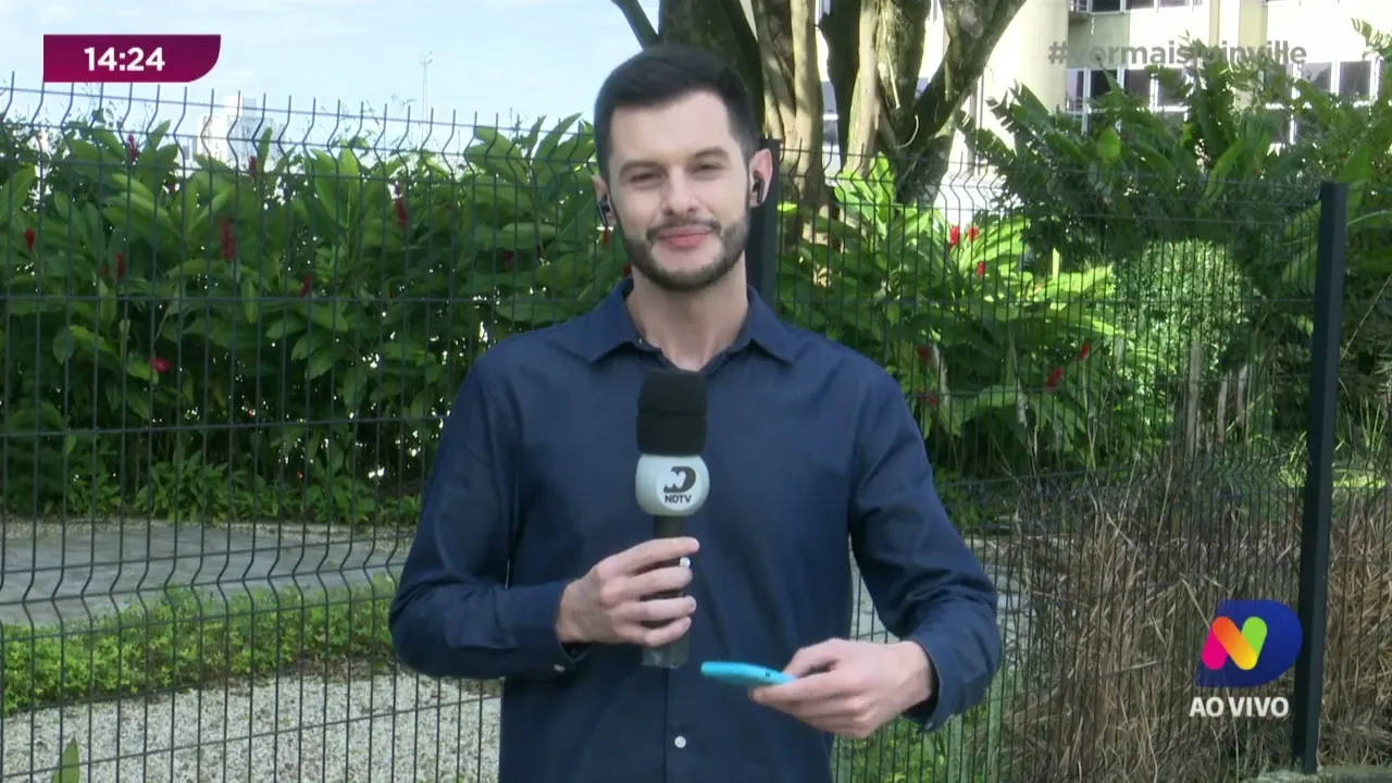 Dua Lipa namorando catarinense? Fotógrafo de São Bento viraliza na internet