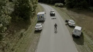 صياد فيلم أكشن أمريكي صياد يواجه حيوانات مفترسة لا ترحم في الغابة 