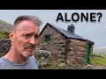 Download Lagu Ik had gepland om alleen te slapen in Black Lake Bothy in de WINDERIGE Welshe bergen...