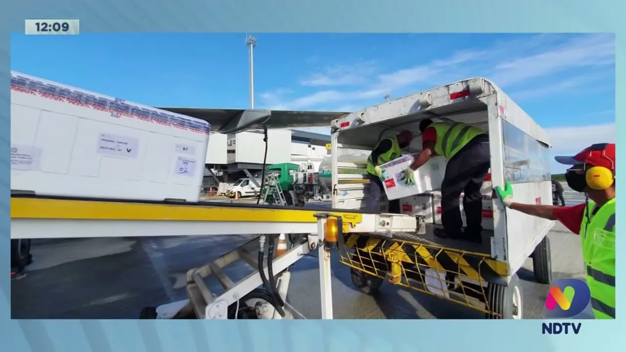 129 mil doses: Santa Catarina recebe mais uma remessa de vacinas contra a Covid-19
