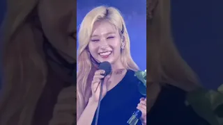 توايس تسعه او لا شيء 