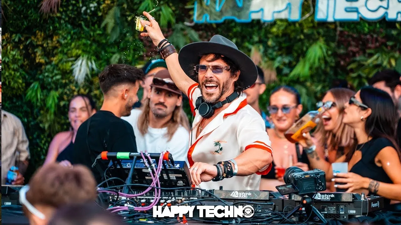 LEXLAY -  HAPPY TECHNO - GO BEACH CLUB BARCELONA 15/08/2024