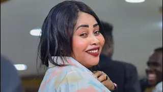 نهى الثورة سارحه بيا 