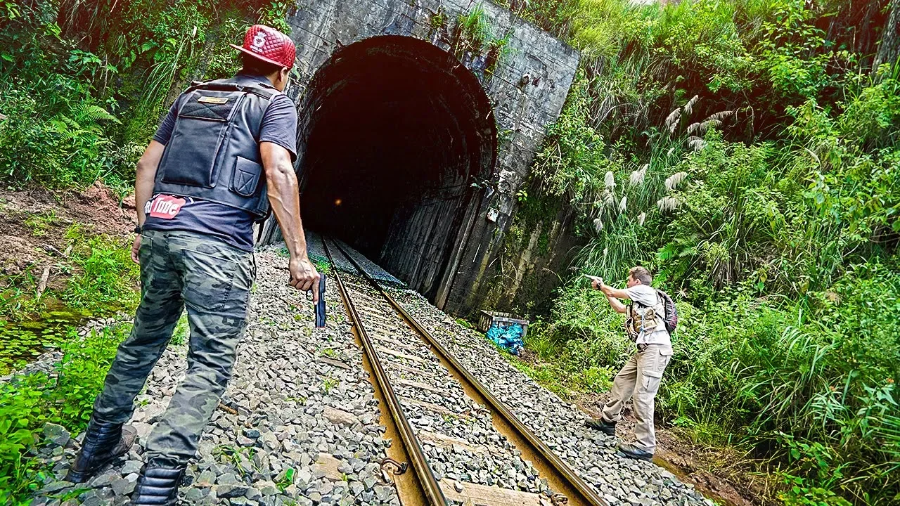 VOLTAMOS NA LENDA DO TÚNEL DO TREM ASSOMBRADO DE DIA !