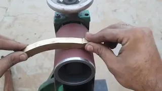 turning a rusty bearing into shiny but razor sharp combat knife