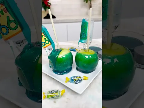 Shimmering Candy Apple   #cocktail #Candy