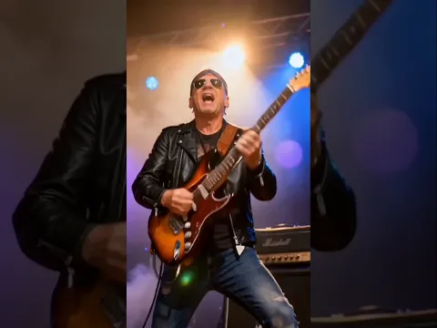 Yo con mi alucin #viral #plazalibertad #rock