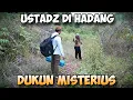 Download Lagu Dukun Misterius Hadang Jalan Ustadz Nasihin untuk bertemu dukun japar