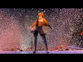 Download Lagu Ariana Grande - Christmas \u0026 Chill Medley - Live from The Sweetener World Tour