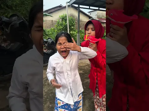 Mata adeknya dikasi gelembung #funny