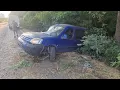 Автомобил се заби в дърво заради паднал клон на пътя Русе-Мартен