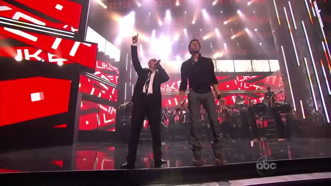 Enrique Iglesias Ft Pitbull - Tonight and I like it - Live AMA awards