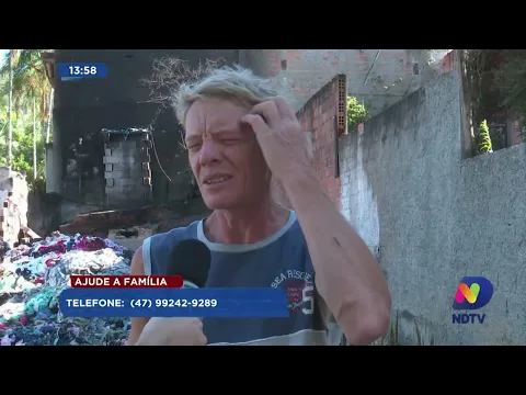 Família pede ajuda após ter casa destruída por incêndio em Blumenau